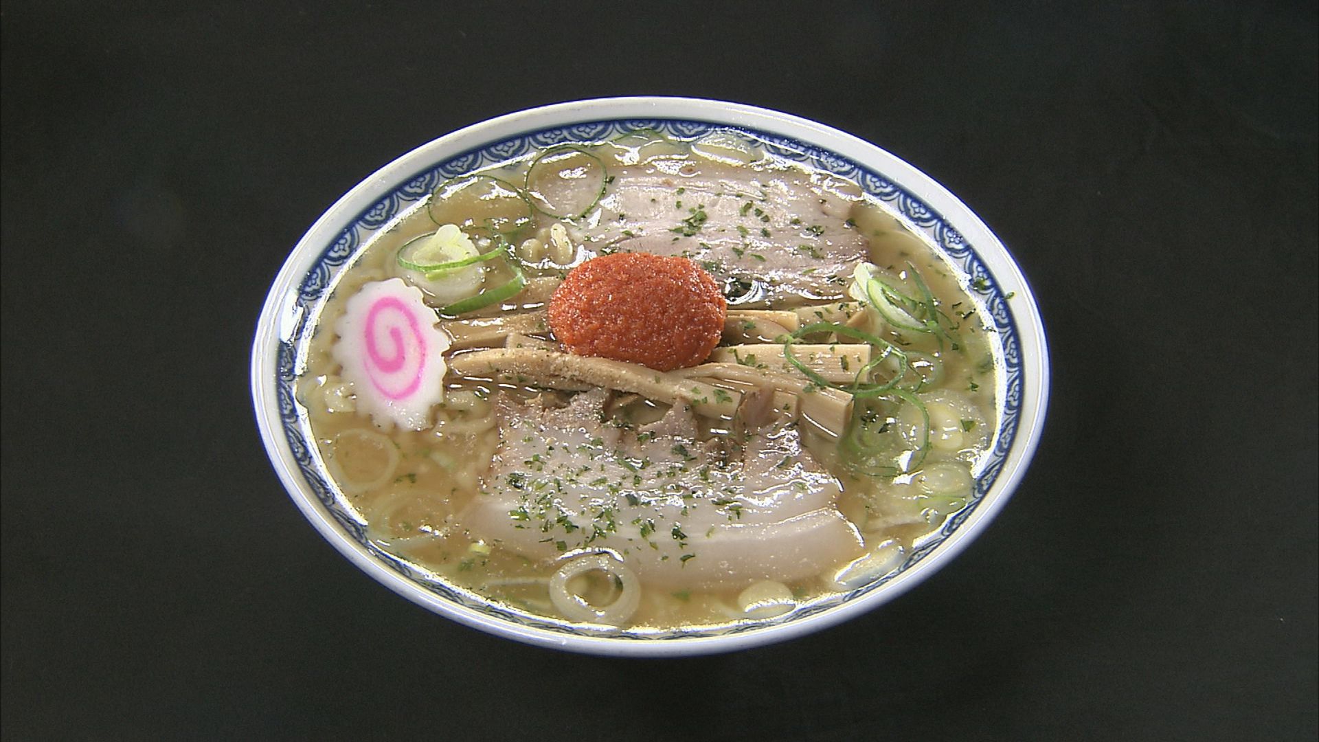 龍上海本店 赤湯からみそラーメン